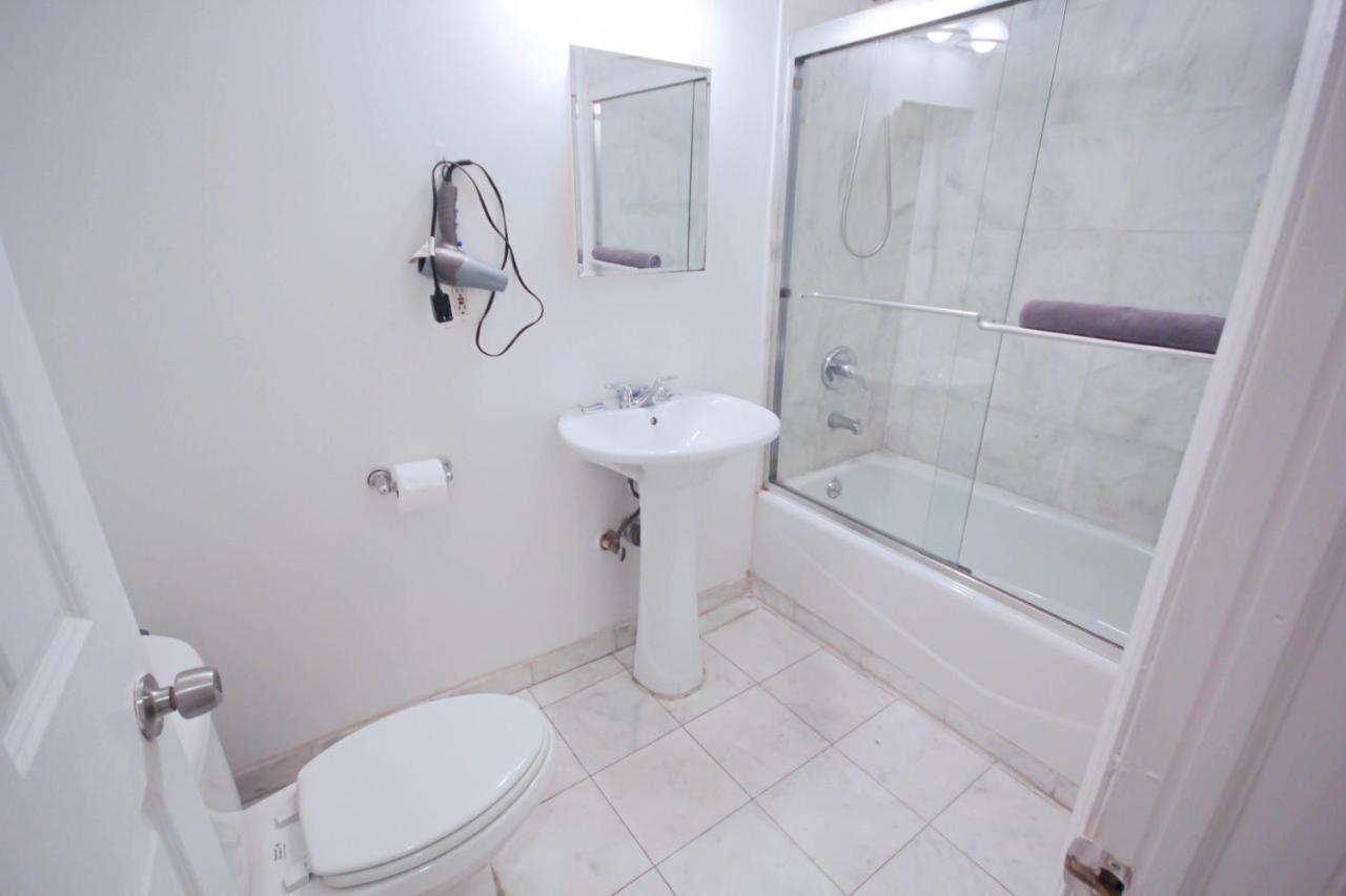 Studio Plus - One-Bedroom Apt Ню Йорк Екстериор снимка