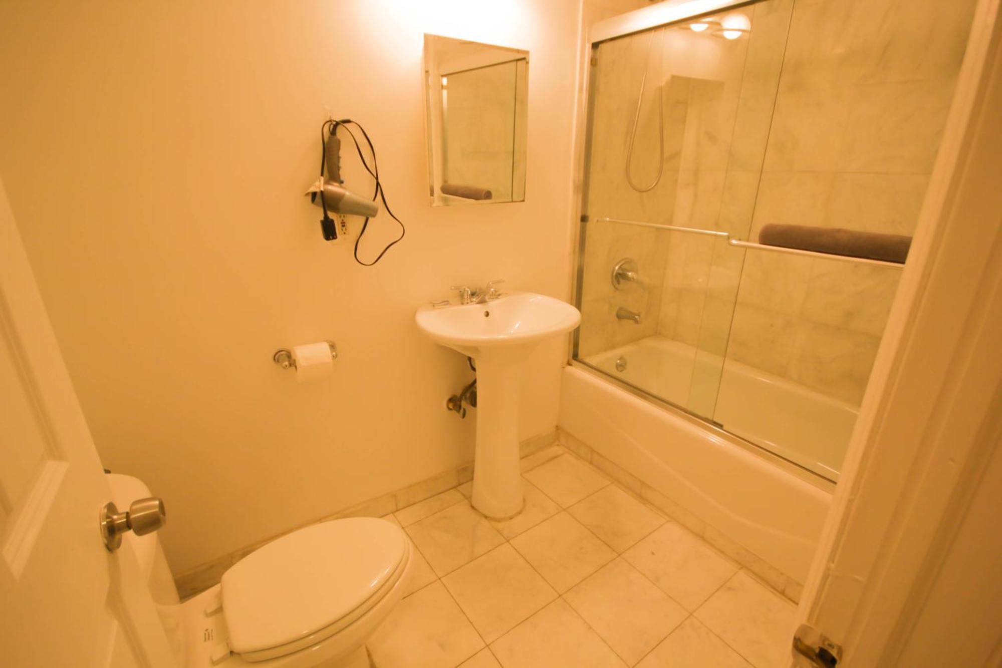 Studio Plus - One-Bedroom Apt Ню Йорк Стая снимка